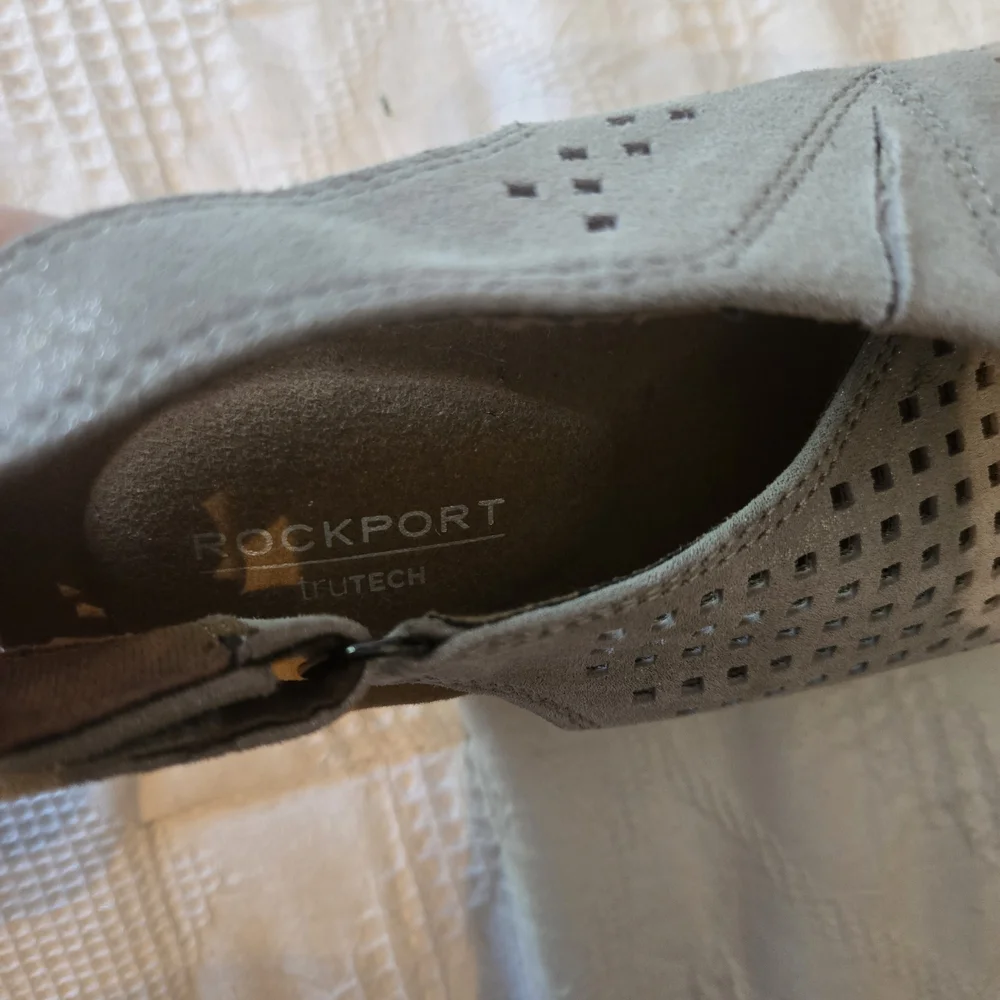 Rockport Silver Wedge Perforated Sandals - Picture 4 of 6